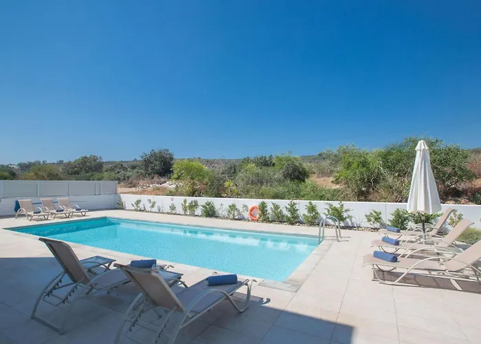 Holiday home Neue Ferienvilla Fuer 10 Personen By Interhome Protaras