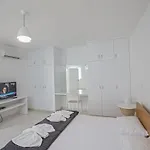 Feriehus Neue Ferienvilla Fuer 10 Personen By Interhome *