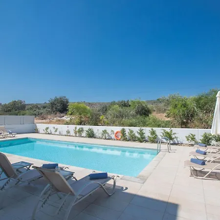 Σπίτι διακοπών Neue Ferienvilla Fuer 10 Personen By Interhome Πρωταράς