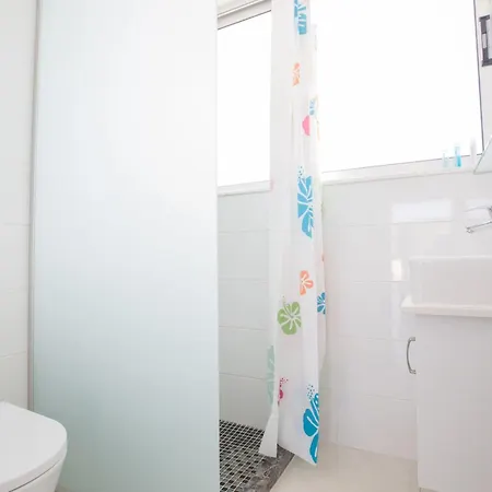 Neue Ferienvilla Fuer 10 Personen By Interhome *